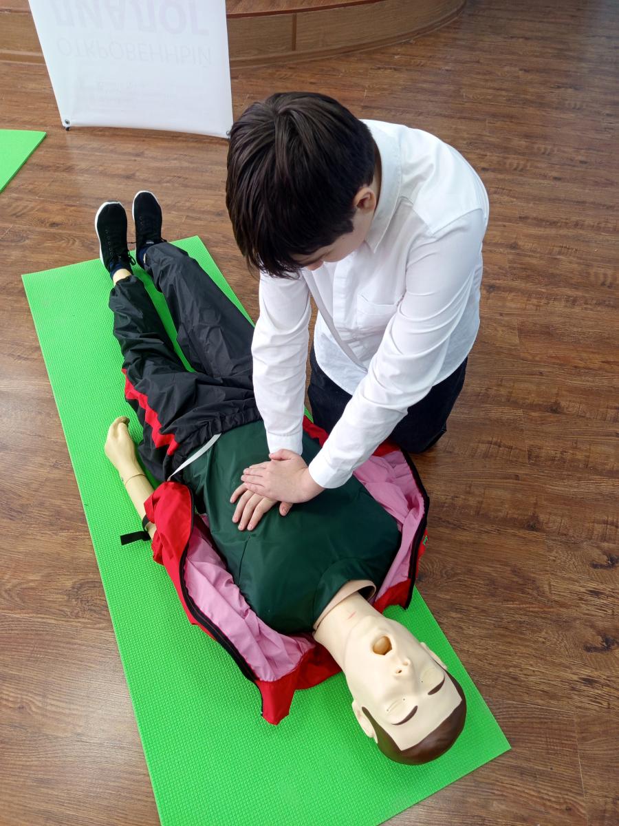 В Златоусте школьников учат спасать жизни