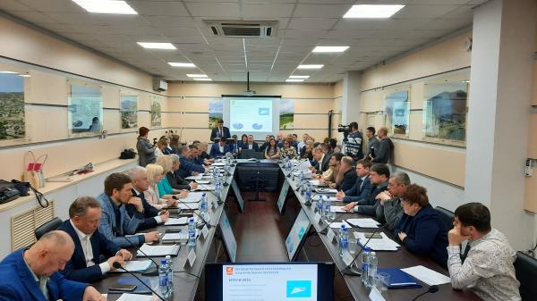 Златоустовские депутаты приняли отчет главы округа большинством голосов