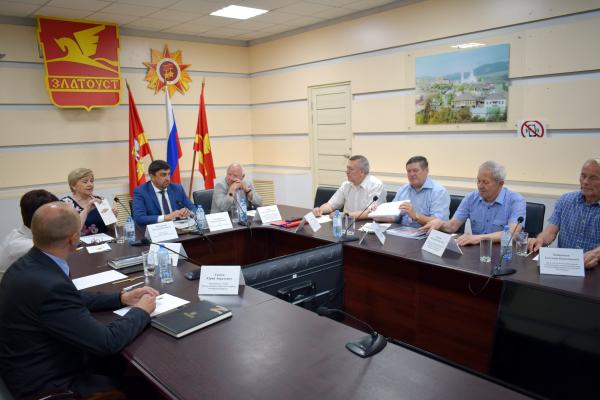 Представители Московского городского Совета ветеранов с визитом посетили Златоуст